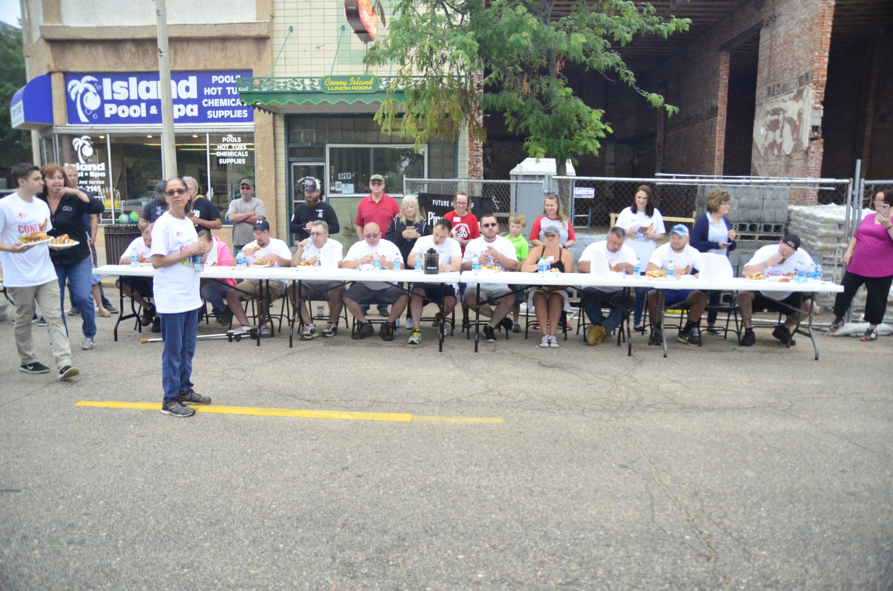 6-22-19 Coney Dog Contest (19).JPG
